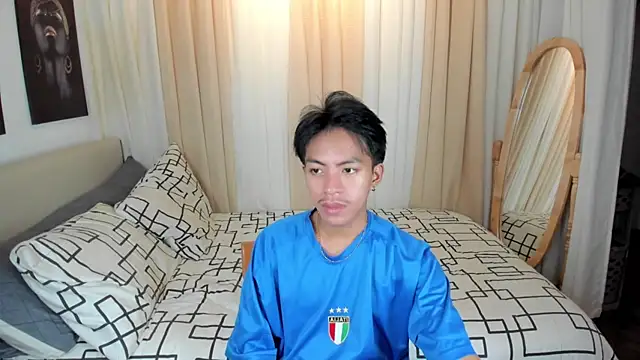 Snapshot of jayxxxlovescock chatting on 10.29.25 jayxxxlovescock online show from 10.29.25