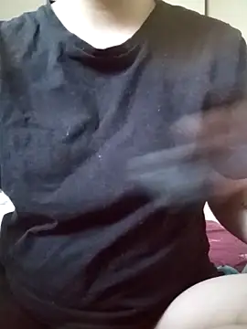 LovelyMagicx online show from 10.04.25