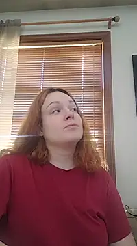 Snapshot of bigbutttmilf chatting on 09.30.25 bigbutttmilf online show from 09.30.25