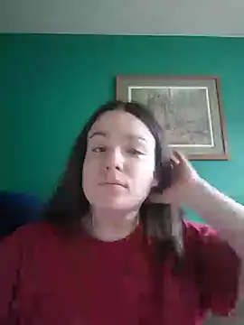 Snapshot of bigbutttmilf chatting on 10.20.25 bigbutttmilf online show from 10.20.25