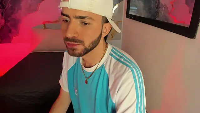 bastian12   online show from 10.07.25