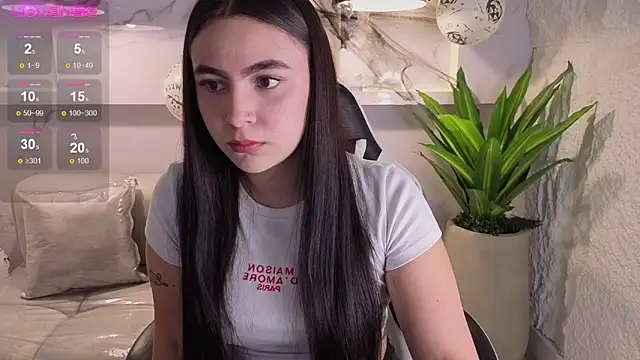 Snapshot of scarlett_smith_tp chatting on 10.27.25 scarlett smith tp online show from 10.27.25