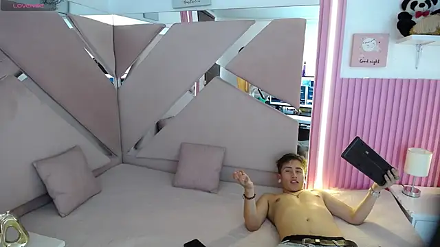 oblivionlove online show from 02.28.26