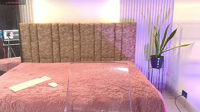 Missdionne curly online show from 12.16.25