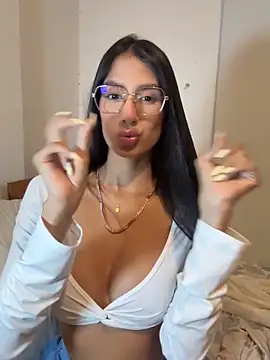 Julieta Duque online show from 02.19.26