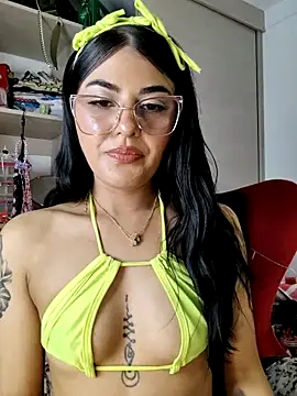 ValeNiitaLuv online show from 02.05.26