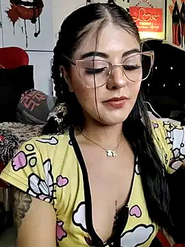 ValeNiitaLuv online show from 02.14.26