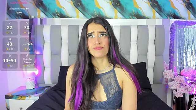 IsaDiiaz online show from 03.27.26