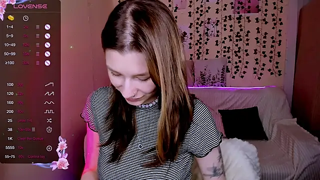 LinaBlossom  online show from 12.14.25