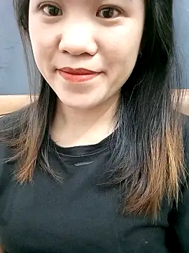 Norah-h online show from 10.18.25