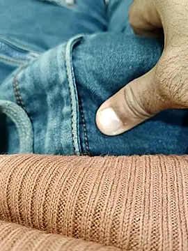 Snapshot of Shergillvicky69 chatting on 10.25.25 Shergillvicky69 online show from 10.25.25