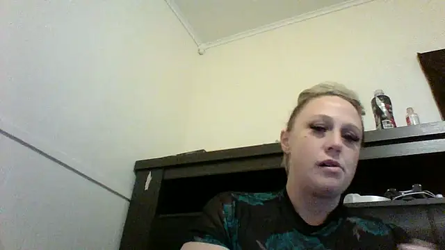 candypinkwhitney6969 online show from 10.13.25