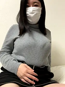 Snapshot of kyaren_JP_kyaren chatting on 11.18.25 kyaren JP kyaren online show from 11.18.25