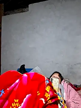 Snapshot of diamond-- chatting on 11.22.25 diamond-- online show from 11.22.25