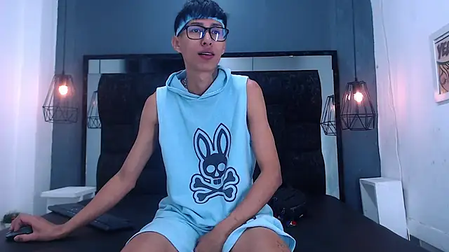 Daniel delux  online show from 09.26.25