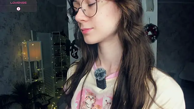 ReneeLippeatt online show from 12.18.25