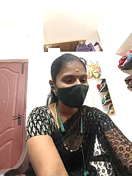 Snapshot of Tamil_Yalini12 chatting on 04.19.26 Tamil Yalini12 online show from 04.19.26