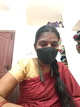 Snapshot of Tamil_Yalini12 chatting on 04.27.26 Tamil Yalini12 online show from 04.27.26