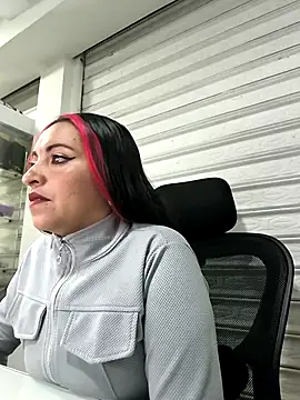 Alisson Stonee online show from 04.02.26