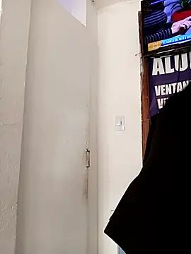 Snapshot of _Luna-1 chatting on 02.02.26 Luna-1 online show from 02.02.26