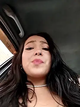 Snapshot of _Luna-1 chatting on 02.14.26 Luna-1 online show from 02.14.26