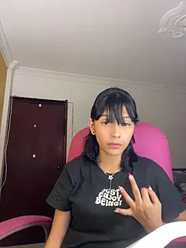 xoxo milk online show from 12.04.25