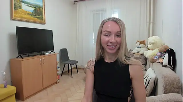 AlisiaCat online show from 04.18.26