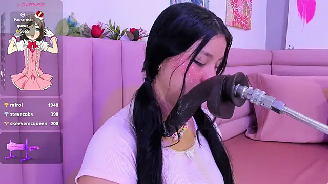 Snapshot of mia_celezte chatting on 04.19.26 mia celezte online show from 04.19.26