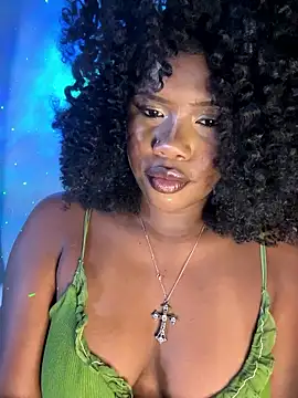 Snapshot of kehlannis_ chatting on 01.12.26 kehlannis online show from 01.12.26