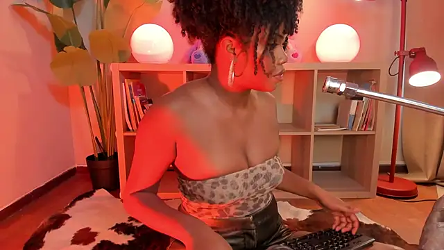 Snapshot of kehlannis_ chatting on 02.13.26 kehlannis online show from 02.13.26