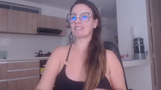 LovePaula online show from 07.25.26