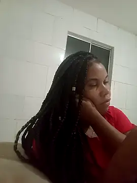 Snapshot of PrettahSantos chatting on 02.13.26 PrettahSantos online show from 02.13.26