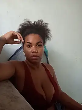 Snapshot of PrettahSantos chatting on 05.17.26 PrettahSantos online show from 05.17.26