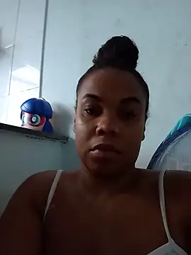 Snapshot of PrettahSantos chatting on 05.22.26 PrettahSantos online show from 05.22.26