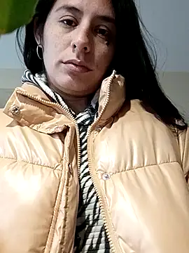 lucixxx14 online show from 09.25.25