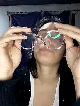 lucixxx14 online show from 10.19.25