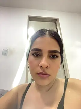 Snapshot of Valery_lux16 chatting on 11.11.25 Valery lux16 online show from 11.11.25