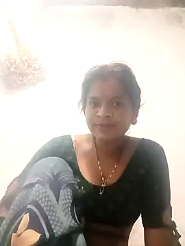 Snapshot of Cuty_prathna chatting on 09.22.25 Cuty prathna online show from 09.22.25