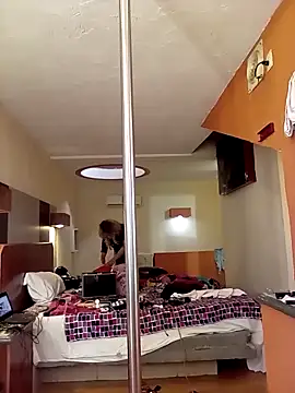 transreyna online show from 01.01.25