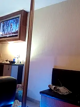 transreyna online show from 11.13.25