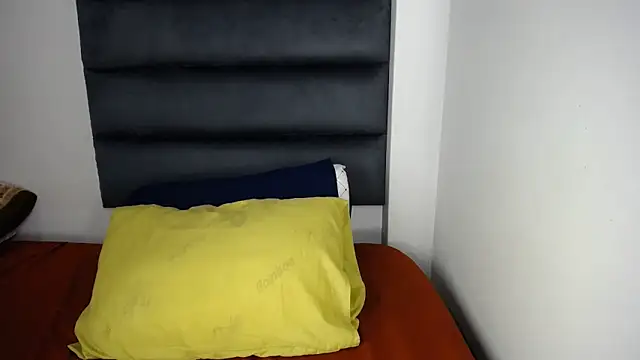 Juiceybileh online show from 11.28.25