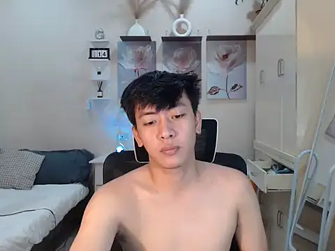 Snapshot of niel_cumshow chatting on 11.15.25 niel cumshow online show from 11.15.25