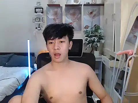 Snapshot of niel_cumshow chatting on 11.16.25 niel cumshow online show from 11.16.25