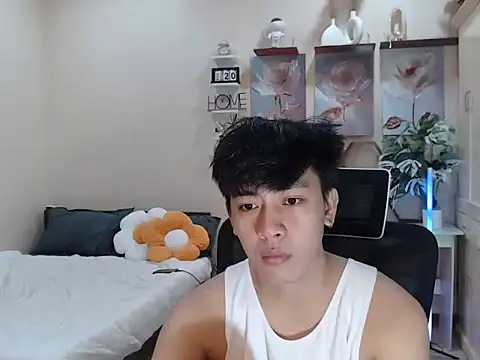 Snapshot of niel_cumshow chatting on 11.23.25 niel cumshow online show from 11.23.25