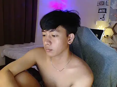 Snapshot of niel_cumshow chatting on 12.15.25 niel cumshow online show from 12.15.25