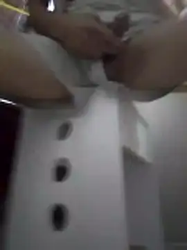 ManChillBigCockVN online show from 11.18.25