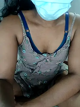 Snapshot of sexybolegirl chatting on 11.23.25 sexybolegirl online show from 11.23.25