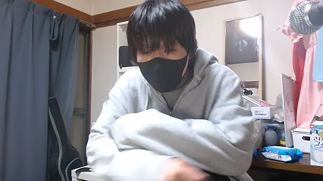 Snapshot of nuu1_221 chatting on 11.02.25 nuu1 221 online show from 11.02.25