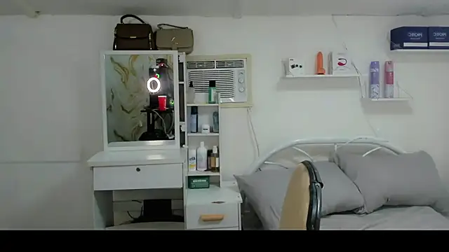 Lovely naughtyLeii online show from 03.03.26