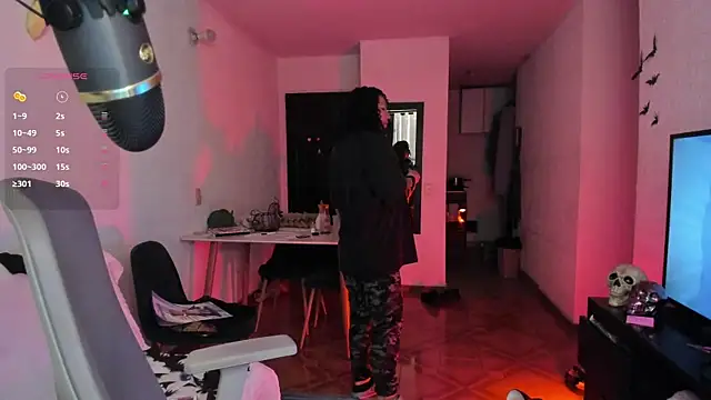 Snapshot of Chubby_Licius chatting on 10.15.25 Chubby Licius online show from 10.15.25